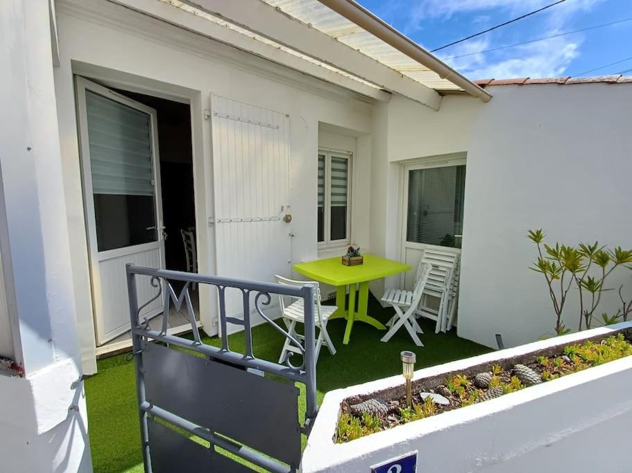 Villa Petite Maison De Pecheur Et Velos Les Sables-dʼOlonne Exterior foto